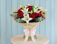 Букет цветов из:  Лилии и Розы #REPLACE_PRED# Боброво