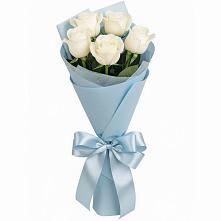 Букет 5 Белых роз Проуд в Боброво