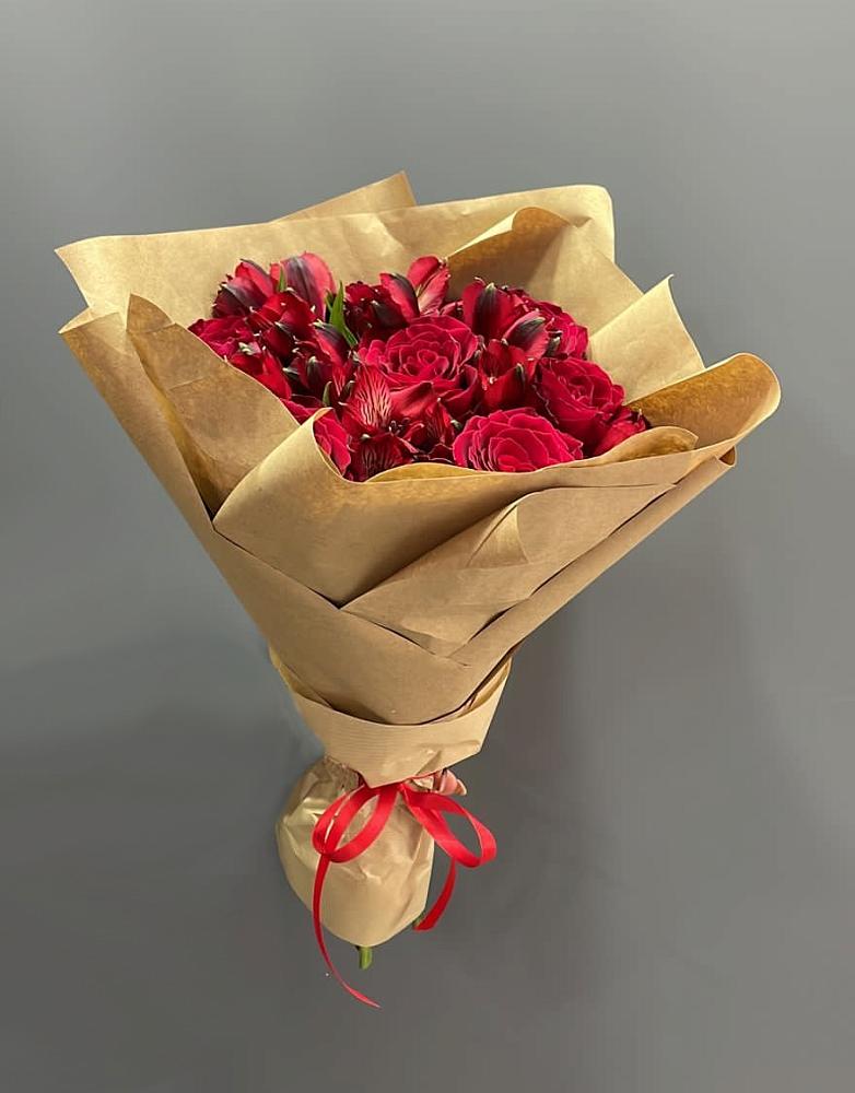 Букет цветов из: Альстромерии и Розы в Боброво