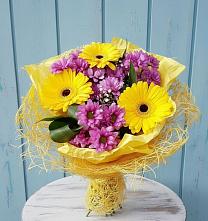 Букет цветов из:  Хризантемы и Герберы в Боброво