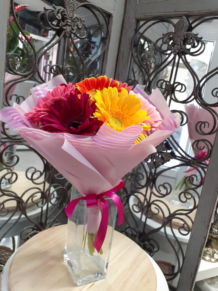 Букет цветов из: Герберы в Боброво