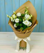 Букет цветов из:  Хризантемы и Лизиантусы в Боброво