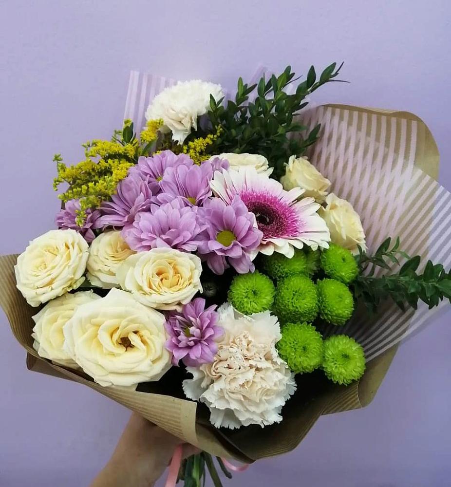 Букет цветов из: Хризантемы, Розы, Гвоздики и Герберы в Боброво