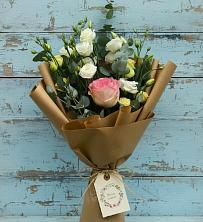 Букет цветов из:  Розы и Лизиантусы в Боброво