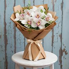 Букет цветов из:  Орхидеи и Розы в Боброво