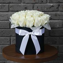 Цветочная композиция из Розы в шляпной коробке #REPLACE_PRED# Боброво